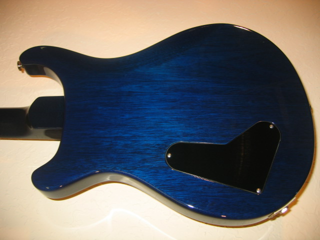 PRS-2003-C22-10-Blue%20(26).JPG (600x450 -- 73942 bytes)